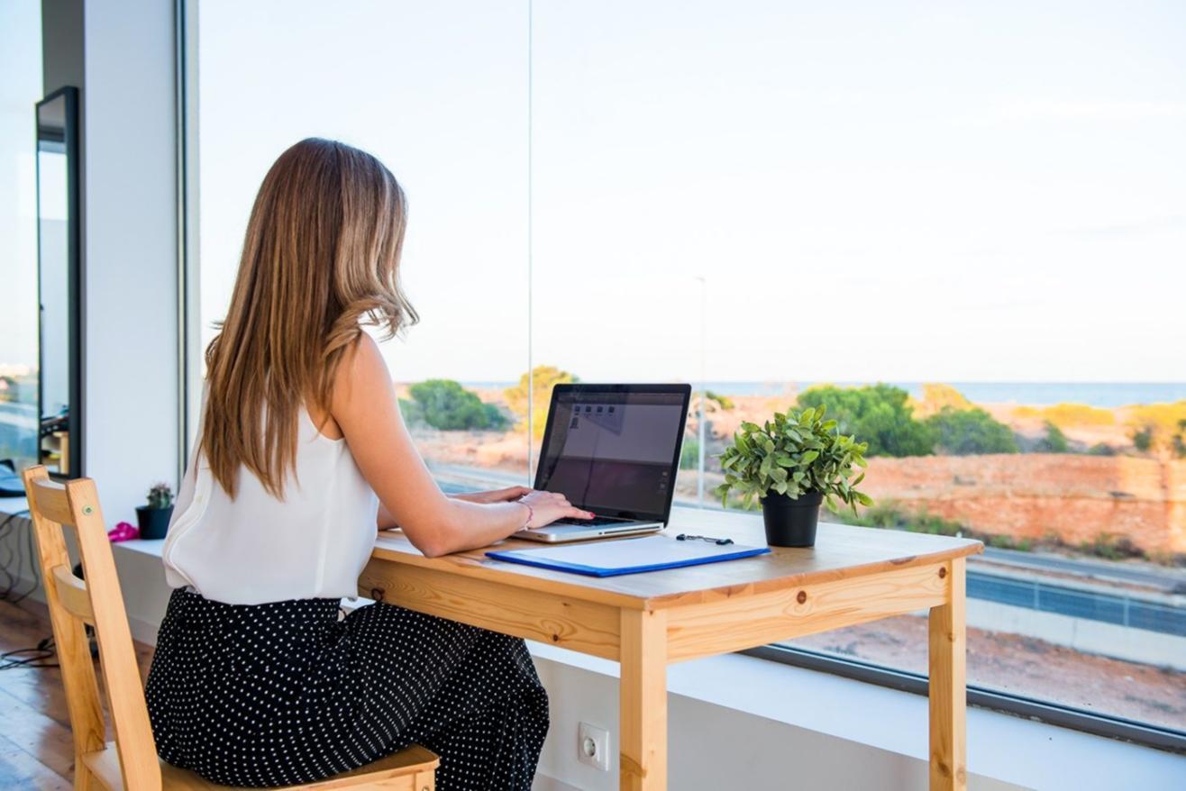 Interaktive Workshop-Umgebung mit visuellen Recherche-Tools und Datenvisualisierung